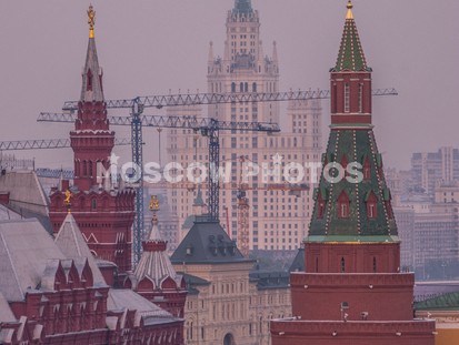Башни Кремля и высотки - фото №166